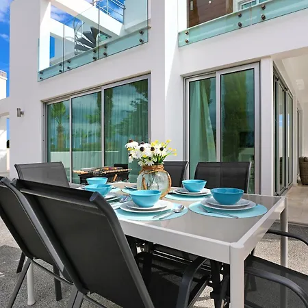 Indigo Протарас