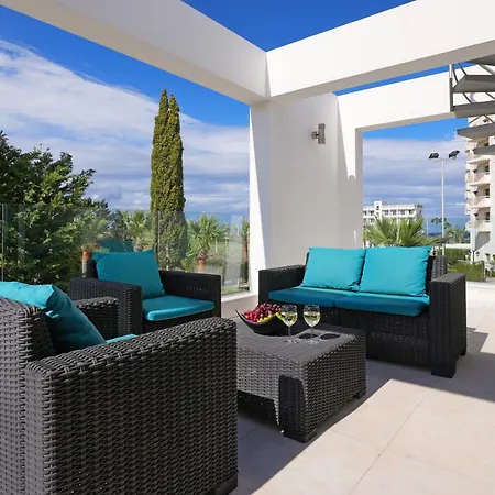 Indigo Villa