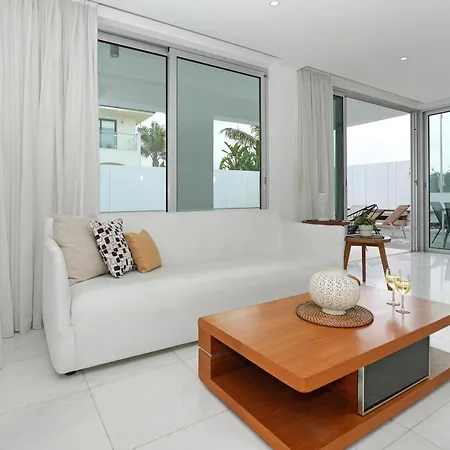 Villa Indigo *